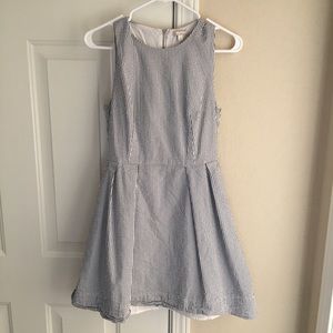 Size 2 Gap Seersucker fit flare dress